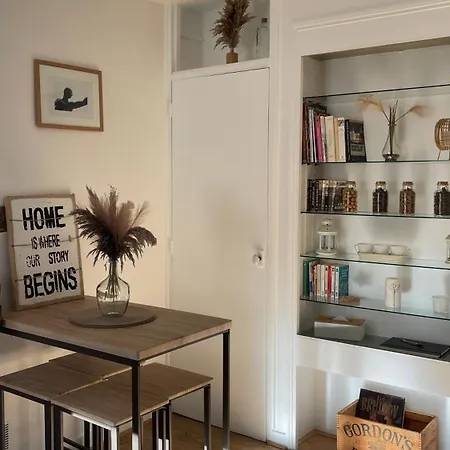 La Duchesse, Cosy A Versailles, A 2 Min Du Chateau Versailles